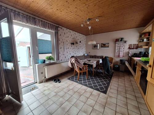 Küche - 4 Zimmer Einfamilienhaus zum Kaufen in Weener