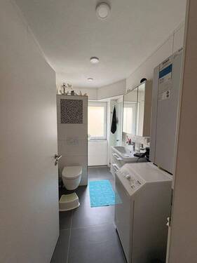Badezimmer - 3 Zimmer Etagenwohnung zur Miete in Ansbach