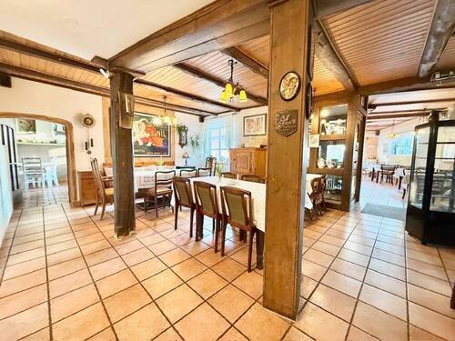 vorderer Bereich Café - 