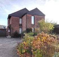 *** BÜSCHER IMMOBILIEN *** RESERVIERT!! Architektonisch interessantes Einfamilienhaus mit großem Grundstück im Nordosten von Epe - Gronau