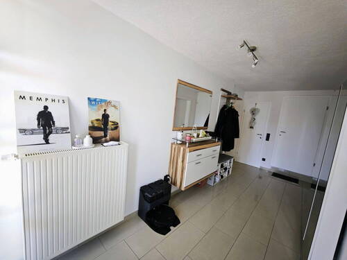 Flur unten - 3 Zimmer Reihenmittelhaus in Losheim am See
