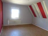 Ein Zimmer im DG - 
