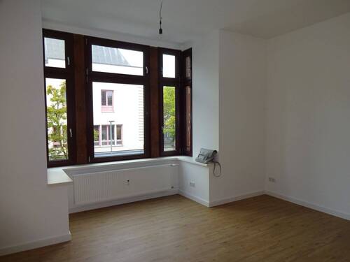 Kraftvolle Aura - 2 Zimmer Etagenwohnung in Aschaffenburg