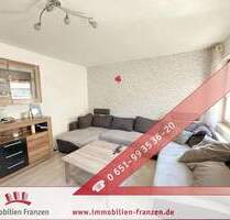 Raus aus der Miete, ab ins eigene Haus mit gut vermietetem Einlieger-Apartment, Garten & Doppelgarage! - Riveris