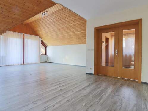 Wohn-/Essbereich DG - 