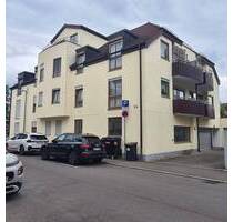 Moderne 2-Zi-Whg mit Balkon,Keller, Garten - Reutlingen Südstadt