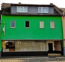 Haus mit 2 Wohnungen, LadenBüro in Miehlen