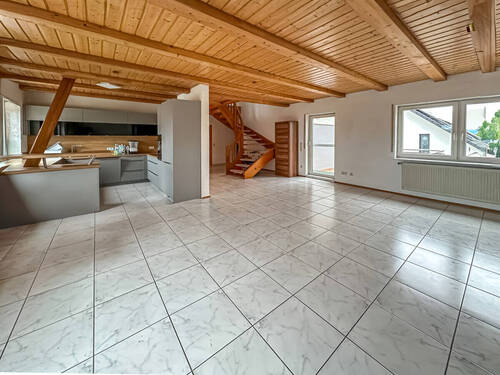 Wohn-Essbereich - 5 Zimmer Etagenwohnung zum Kaufen in Offenburg