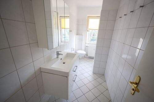 630c76ae-6e25-4ce3-b2ac-1a1b2093b225 - 