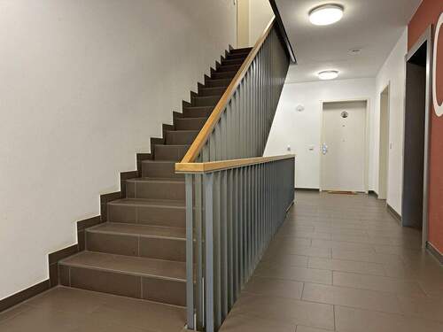 Treppenhaus - Etagenwohnung mit 94,00 m&sup2; in Hamburg zum Kaufen