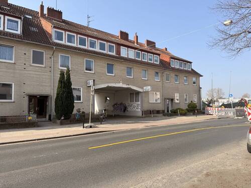 Straßenansicht - Modern saniert & lichtdurchflutet - 3-Zimmer-Wohnung in der Bremer Neustadt!