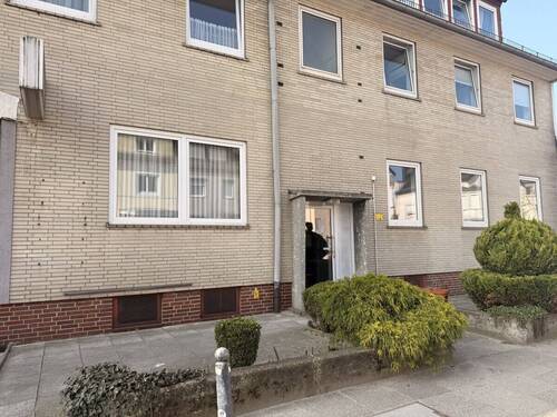 Eingangsbereich - 3 Zimmer Etagenwohnung zum Kaufen in Bremen