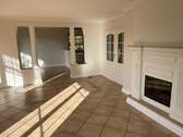 Wohnzimmer - Blick zur Küche - 