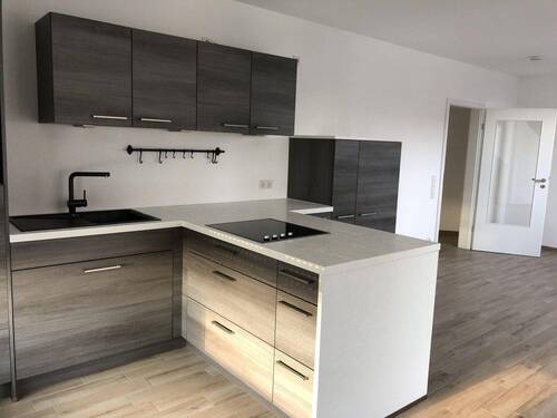Bild 1 - Hochwertige Dachgeschosswohnung in zentraler Lage in Gaimersheim