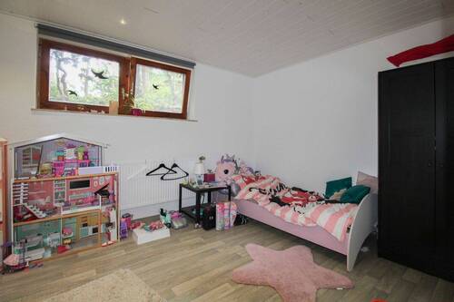 Schlafzimmer 2 EG - 