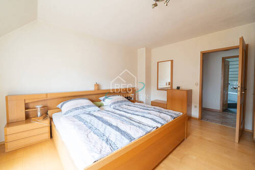 Schlafzimmer DG - 