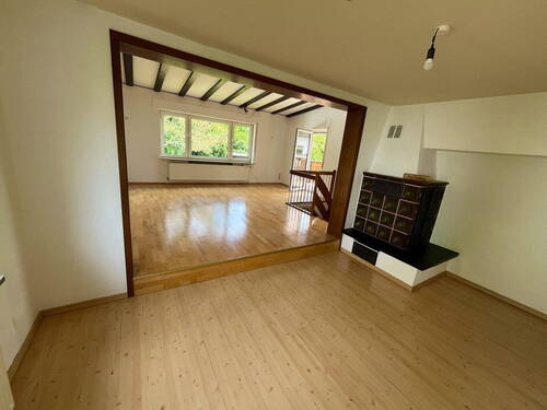 Wohnzimmer mit Kachelofen - 