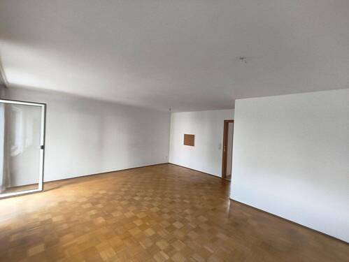 Wohnzimmer Essecke - 6 Zimmer Reihenendhaus in Puchheim