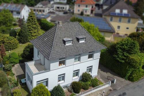 Luftansicht_3 - Charmantes Wohnhaus mit großem Garten und Entwicklungspotential