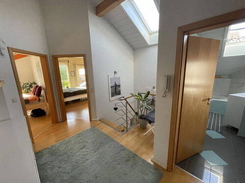 Heller Flur im Obergeschoss - 