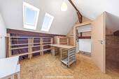 Galerie Hinterhaus DG - 