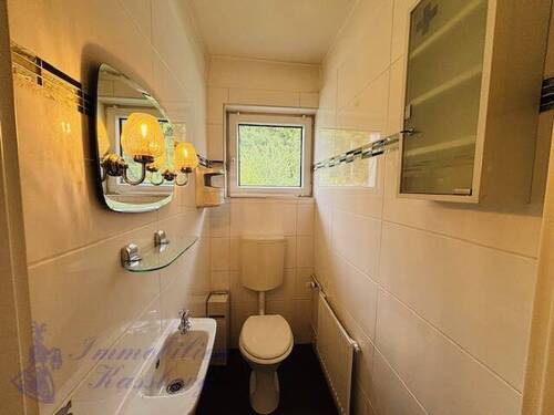 EG WC - 