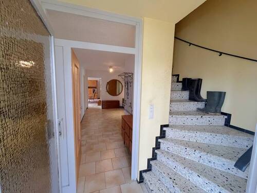 Eingangsbereich - Mehrfamilienhaus, Wohnhaus mit 164,60 m² in Zarpen zum Kaufen