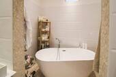freistehende Badewanne - 
