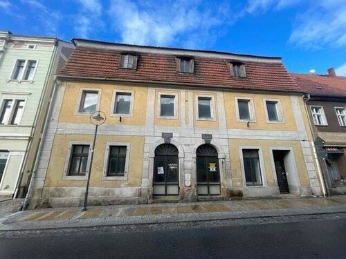Titelbild - Geschichtsträchtiges Wohn- u. Geschäftshaus in aufstrebender Lage! Investoren mit Weitblick gesucht