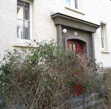 Hausansicht - 2 Zimmer Etagenwohnung zur Miete in Dresden