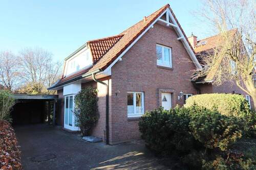 V9890 - 4 Zimmer Doppelhaushälfte zum Kaufen in Bad Oldesloe