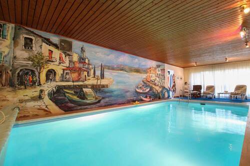 Schwimmbad - 