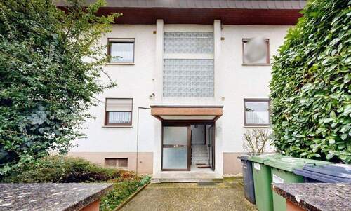 Ansicht - ~~ GEPFLEGTE DREI ZIMMER WOHNUNG MIT BALKON, KELLERRAUM UND GARAGE ~~