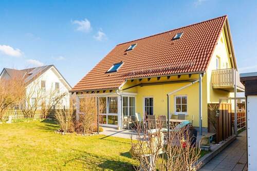 Außenansicht - 4 Zimmer Einfamilienhaus in Ottendorf-Okrilla