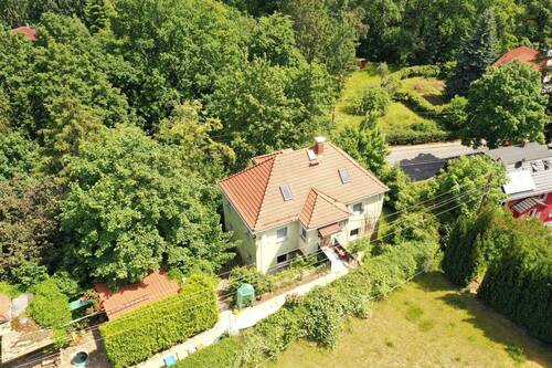 Luftbild - Zweifamilienhaus mit ausbaufähigem Dachgeschoss in Moritzburg OT Boxdorf