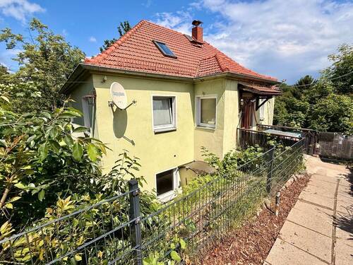 Eingangsbereich - 6 Zimmer Mehrfamilienhaus, Wohnhaus zum Kaufen in Moritzburg