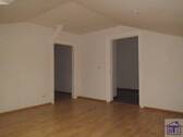 Zimmer - Etagenwohnung mit 93,00 m² in Zittau zur Miete