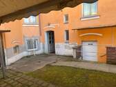 Hinterhof - Mehrfamilienhaus, Wohnhaus mit 488,00 m² in Halle (Saale) zum Kaufen
