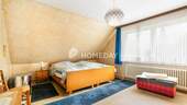 1. OG Schlafzimmer 1 - 