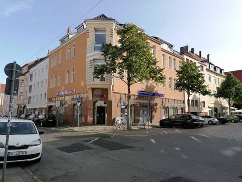 Bild 13 - Modernisierte Vier-Zimmer-Wohnung mit Einbauküche am Neustädter Markt