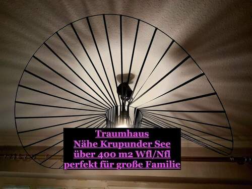 Preisangebote erwünscht! - 8 Zimmer Einfamilienhaus in Rellingen