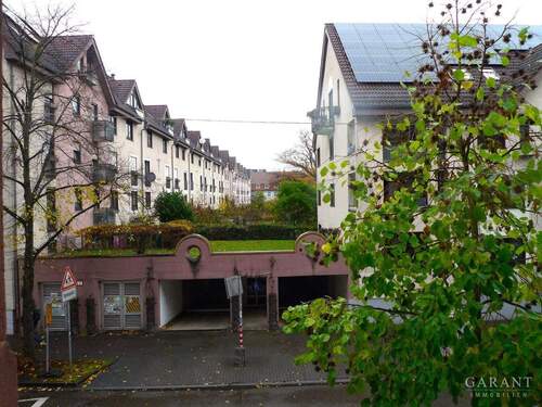 Gegenüber - 3 Zimmer Etagenwohnung in Karlsruhe