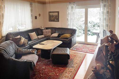 Erdgeschoss Wohnen - 7 Zimmer Einfamilienhaus in Kronach