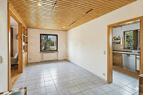 Esszimmer - Einfamilienhaus mit 255,50 m&sup2; in München zum Kaufen