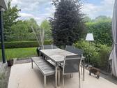 Terrasse m. Blick ins Grüne I - 
