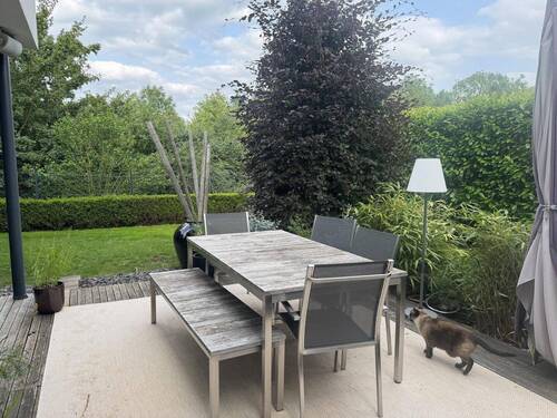 Terrasse m. Blick ins Grüne I - 