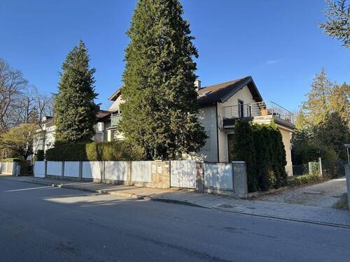 Bild 3 - 1 Zimmer Mehrfamilienhaus, Wohnhaus in Planegg