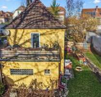 Freistehendes Einfamilienhaus in begehrter, ruhiger Wohnlage - mit Gartenidylle und viel Gestaltungspotenzial - Bayreuth City