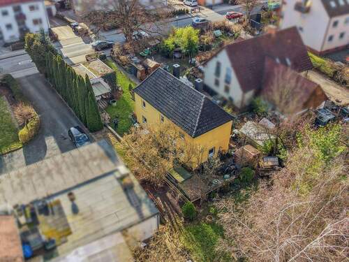 Rückseite - Einfamilienhaus mit 106,00 m&sup2; in Bayreuth zum Kaufen