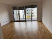 Wohnzimmer - Moderne 2-Zimmer-Wohnung mit großem Balkon